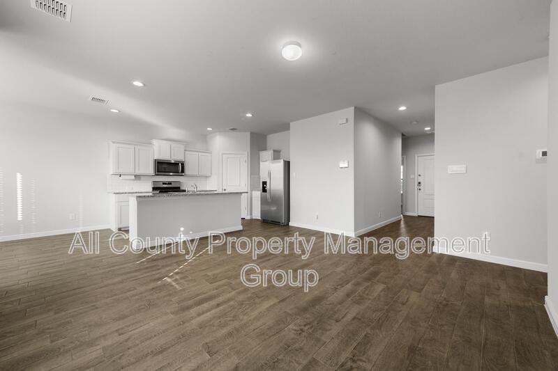 Main Rental Photo 8