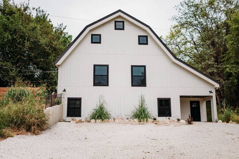 Kansas City House: 19920 Barn Northwest Farley Hampton Road