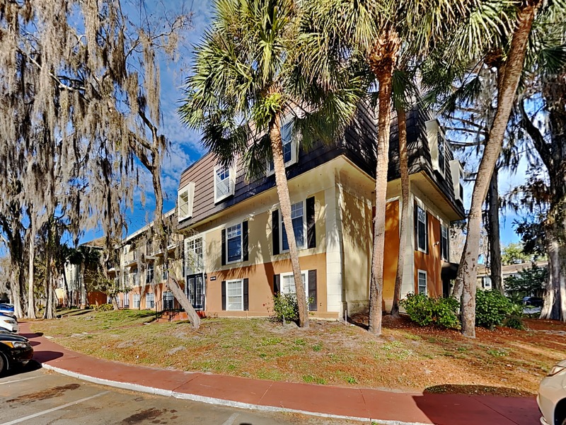 Orlando Condo: 3979 Versailles Dr