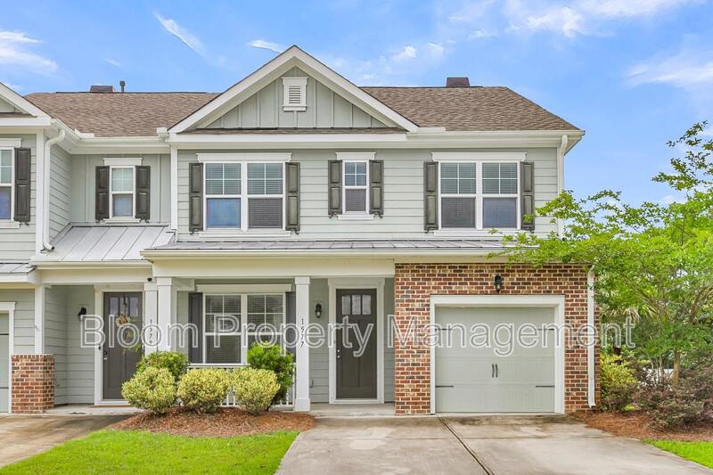Mount Pleasant House: 1577 Krait Ct