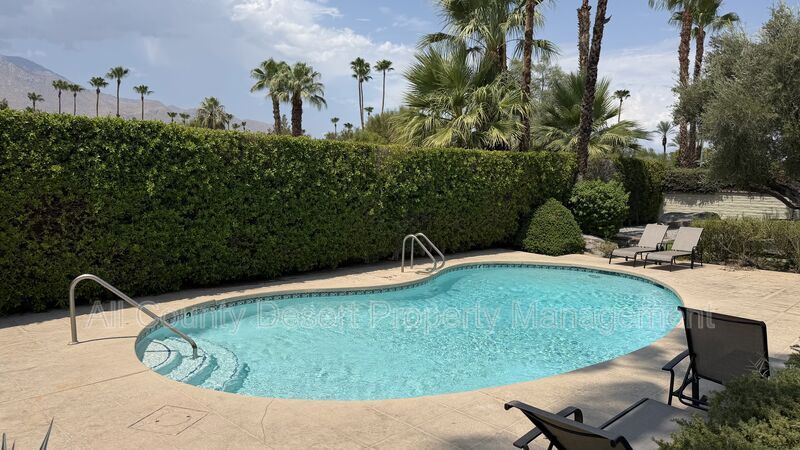 Palm Springs Condo: 550 El Cielo Road