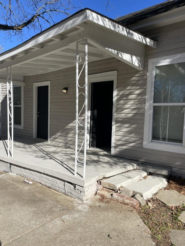 LaGrange House: 205 Ware Street