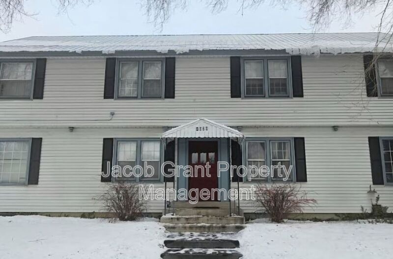 Idaho Falls House: 1020 Lake Ave