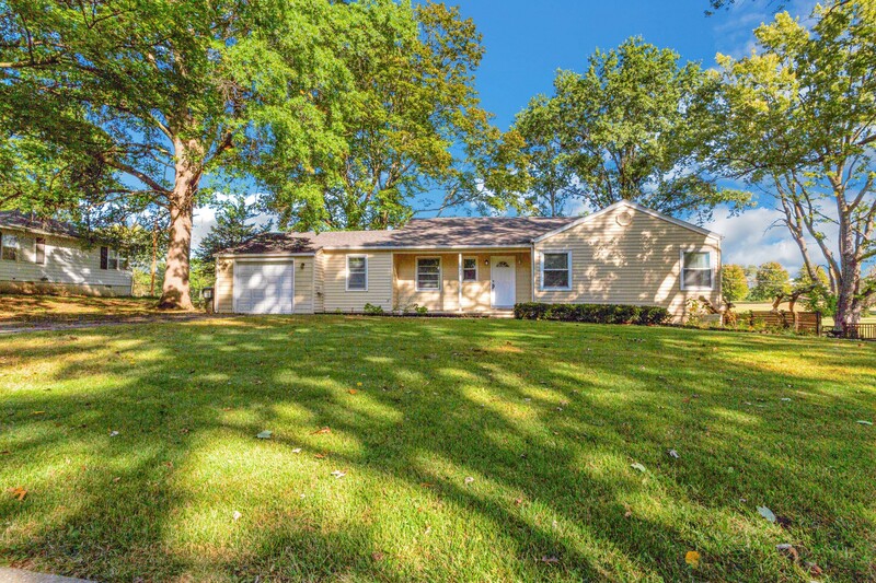 Request a Viewing for 123 Woodland Road Tenant Turner