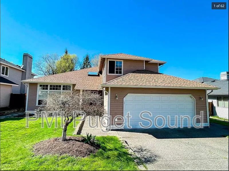 Renton House: 15621 158th Ave SE