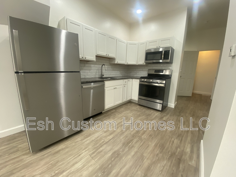 Lancaster Condo: 1 Hoffman Terrace - 4