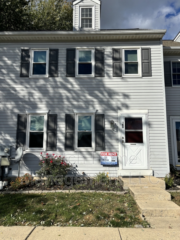 Lebanon House: 143 Northwood Court