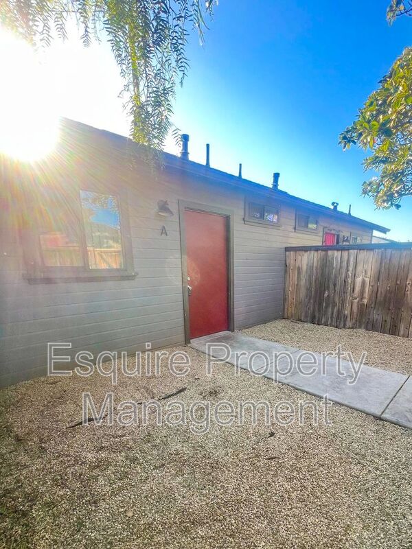 OXNARD Condo: 319 HILL