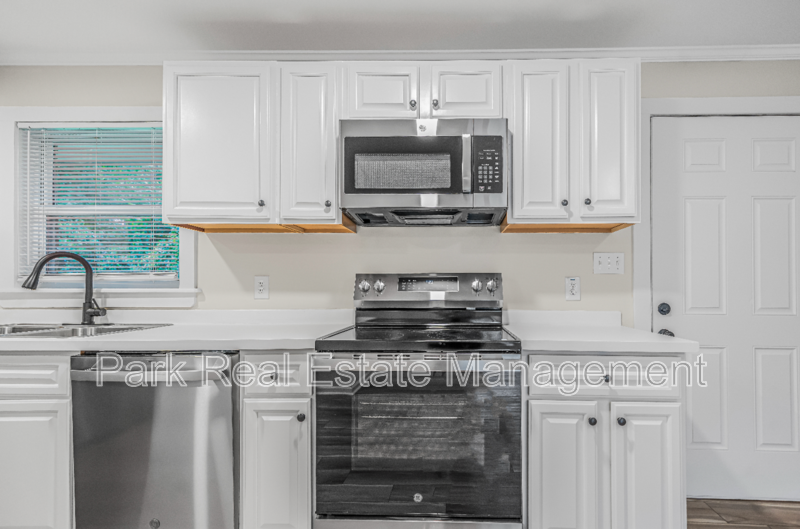 Chapel Hill Condo: 201 Howell 600 D