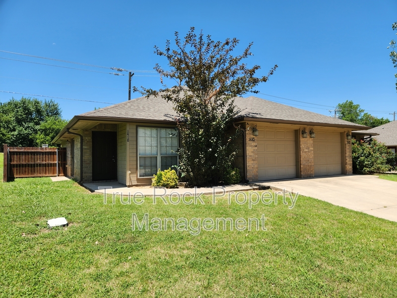 Ada House: 1418 South Mississippi Avenue