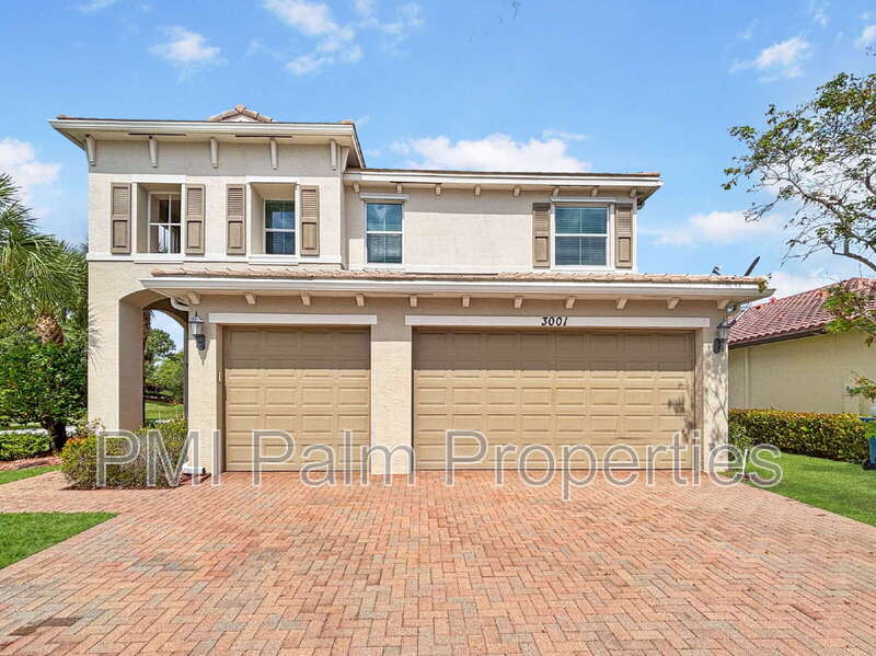 Royal Palm Beach House: 3001 Strada Court