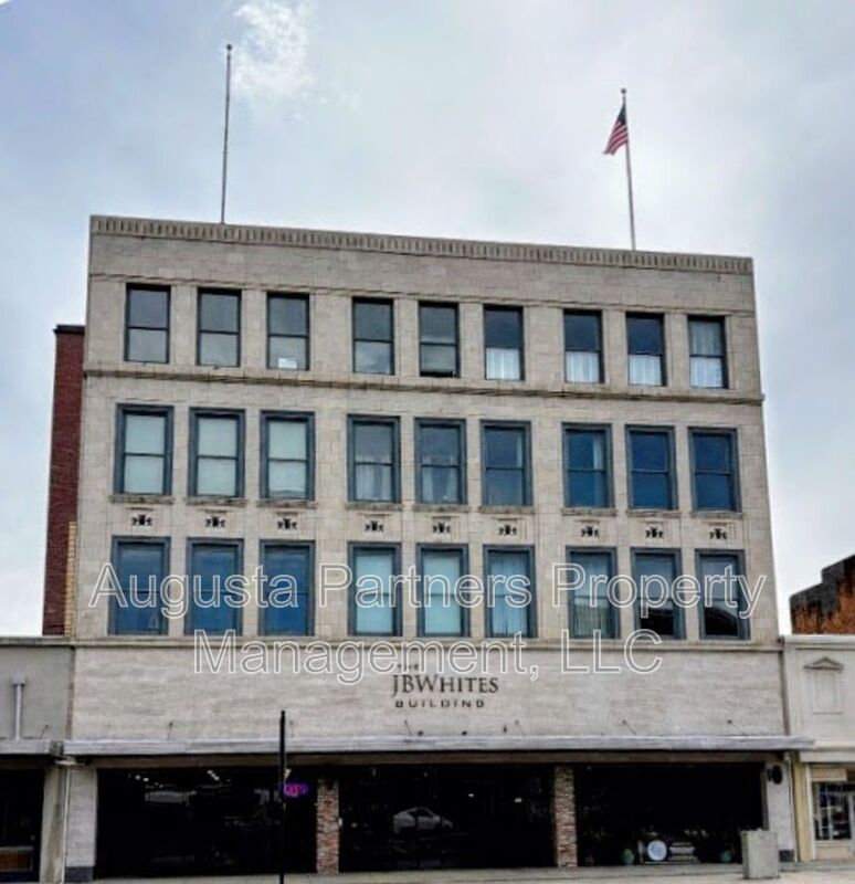 Augusta Condo: 936 Broad Street