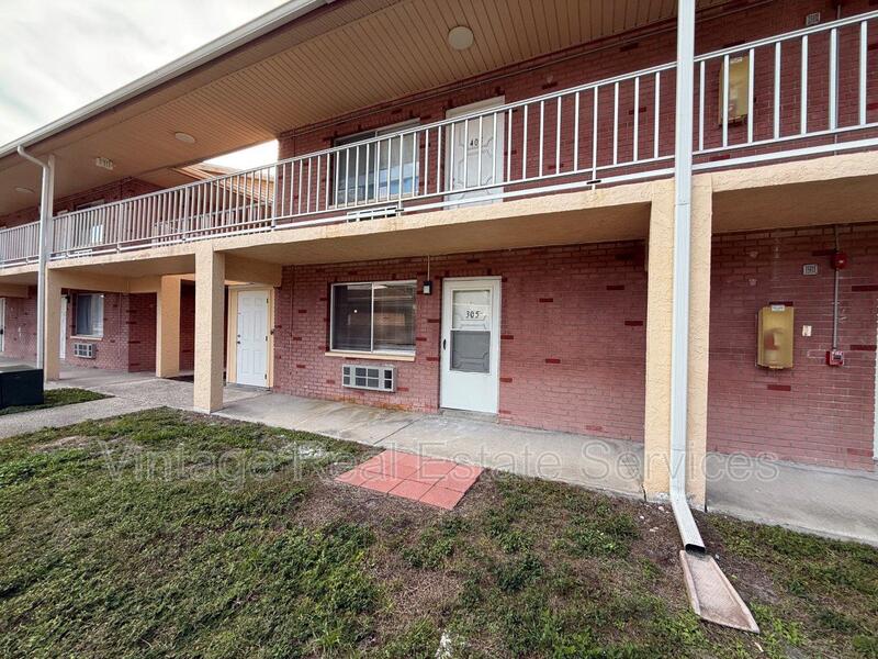 St. Petersburg Apartment: 3301 58th Ave S