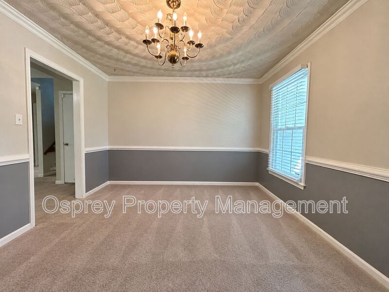 Spacious 4-Bedroom Home in Hunningdon Lakes – Chesapeake, VA - Photo 3
