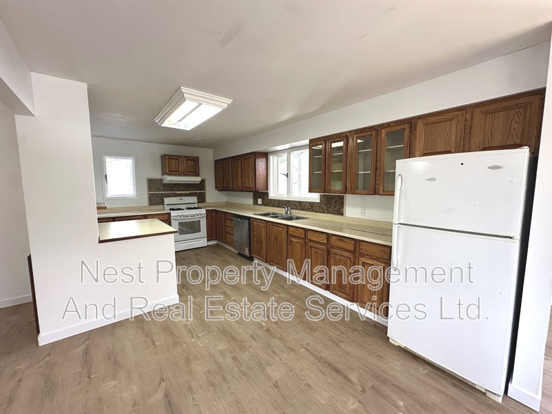 Quesnel House: 2737 Budd Road