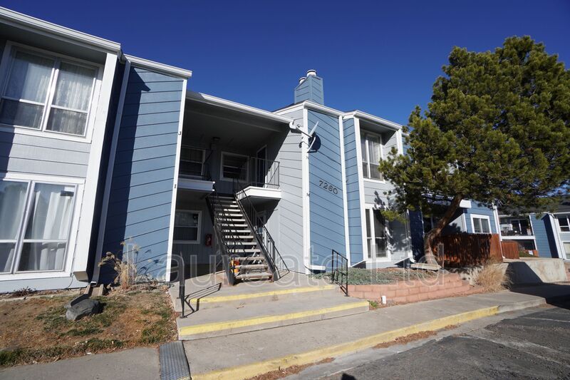Centennial Condo: 7260 S. Gaylord St.