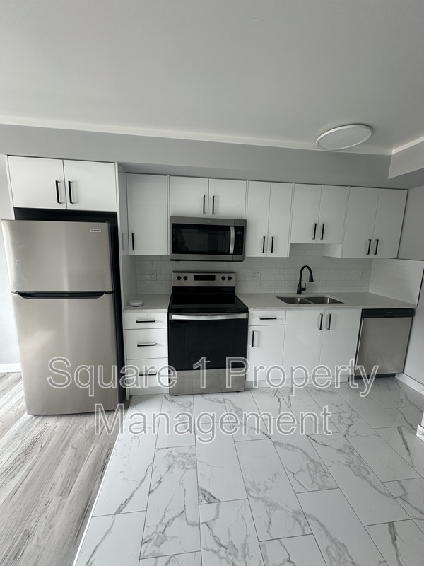 Edmonton Condo: 8539 82 ave