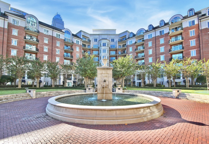 Charlotte Condo: 300 West 5th Street #412