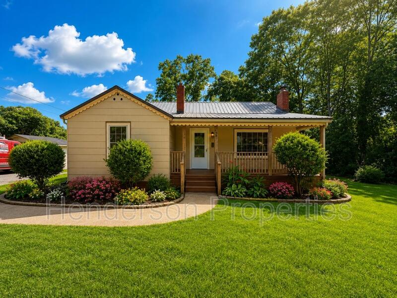 Statesville House: 638 Salisbury Road