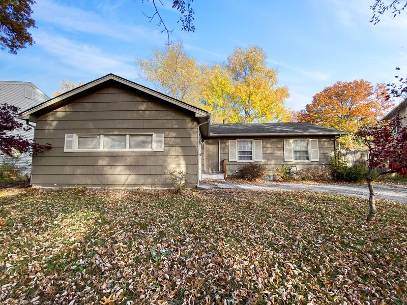 Kansas City House: 5307 N Lydia Ave