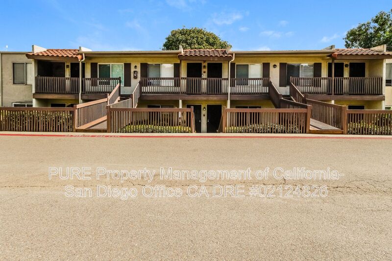 Oceanside Condo: 615 Vine St