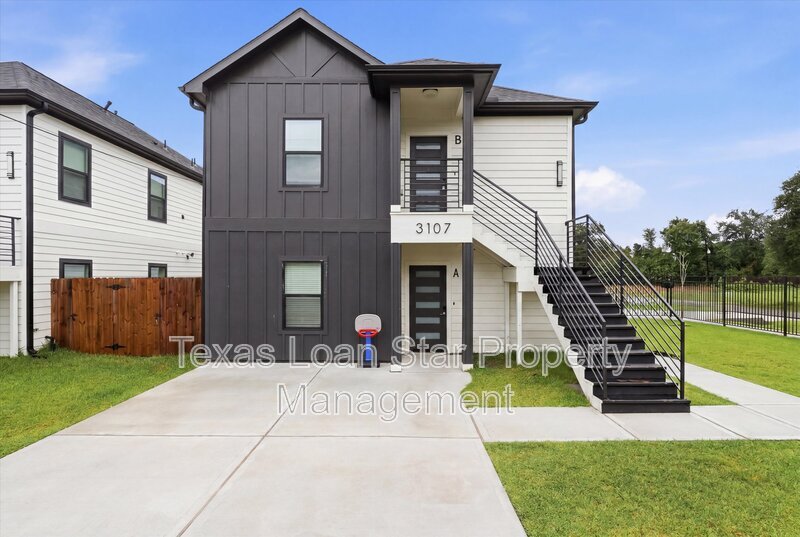 Houston Condo: 3107 Grassmere St
