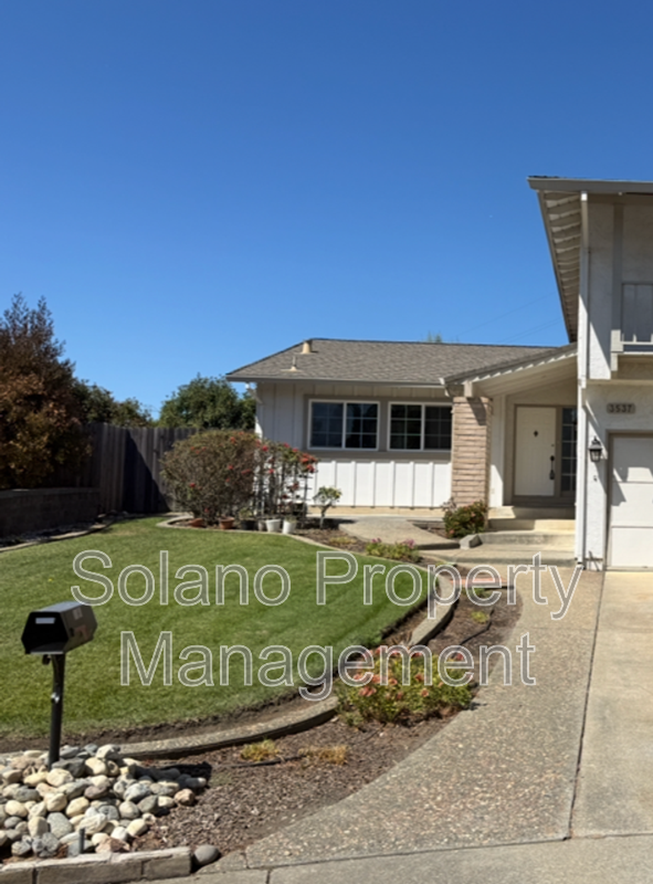 Fairfield House: 3537 Augusta Court