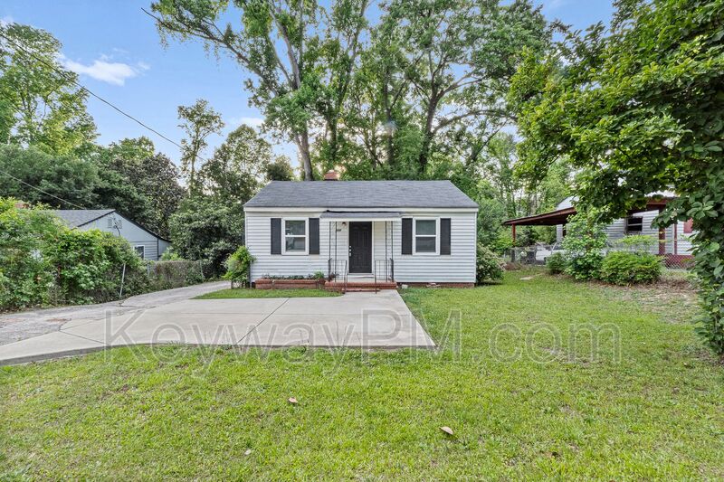 North Augusta House: 608 Carolina Springs Rd