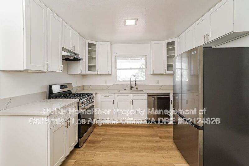 San Pedro House: 215 N. Western Ave