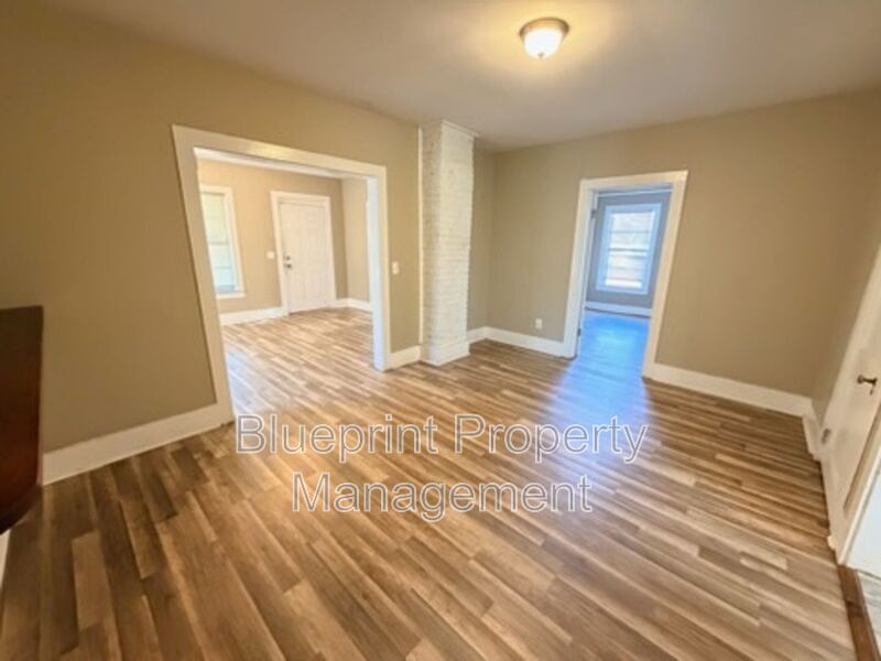 Birmingham House: 6609 Avenue O