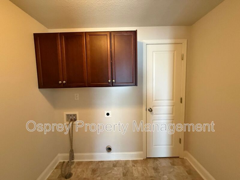 Spacious end-unit home in Virginia Beach!  - Photo 27