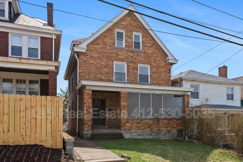 Pittsburgh House: 326 Anthony Street