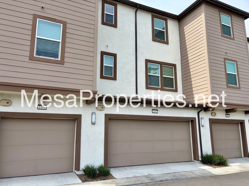 Pomona House: 1501 Stratus Dr.