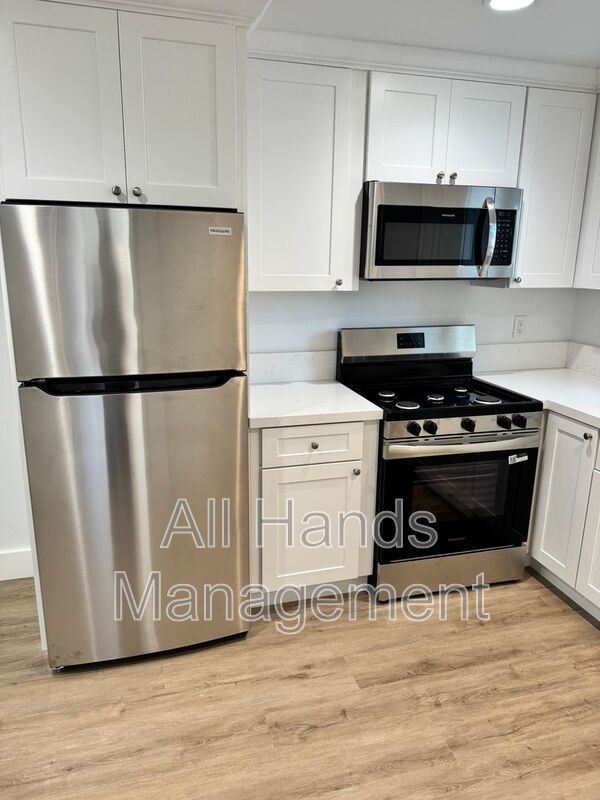 Long Beach Condo: 231 Loma Avenue