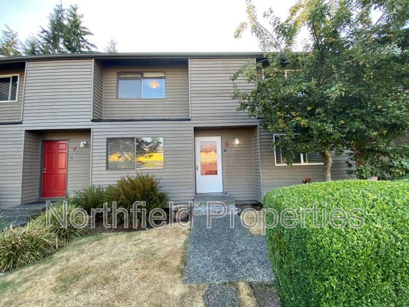 Everett Townhome: 120 124th St SW
