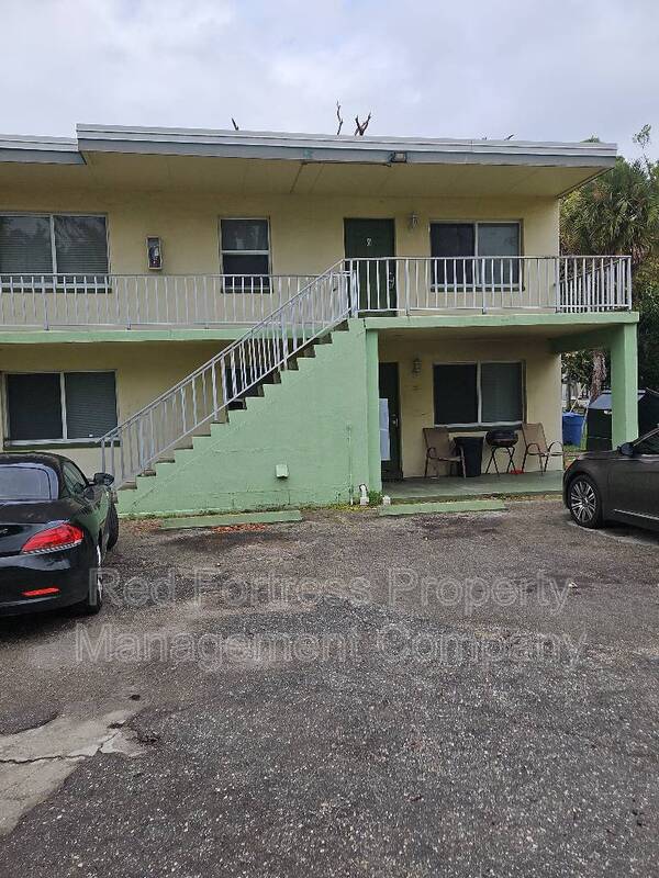 Fort Myers Condo: 1761 Fowler St