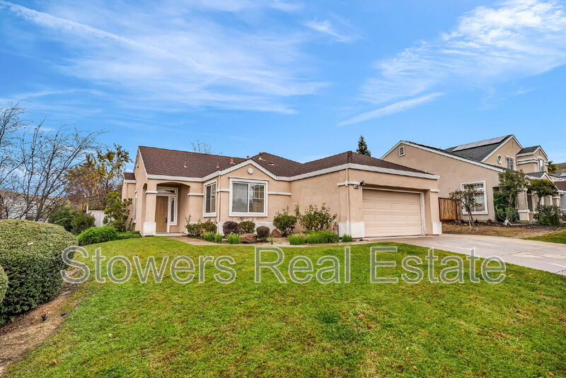 Livermore House: 5406 Martingale Ct