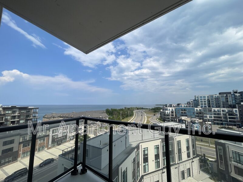 Grimsby Condo: 385 Winston Road