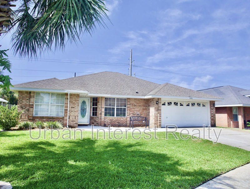 Destin House: 4658 Sunsail Circle