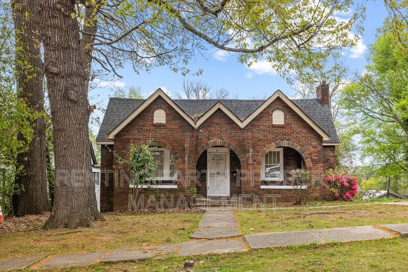 Birmingham House: 1635 43rd Street Ensley