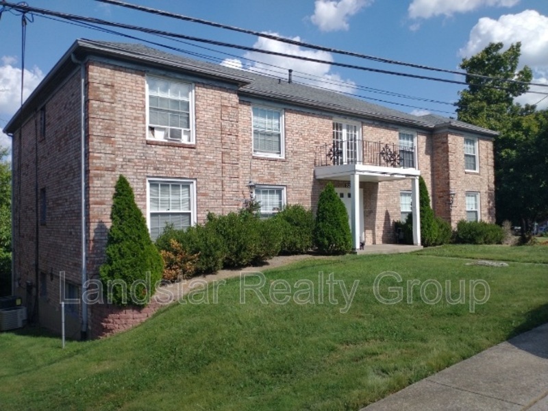 Louisville Condo: 3221 Kemmons