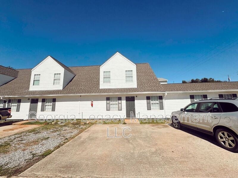 Cleveland House: 896 Campbell Street