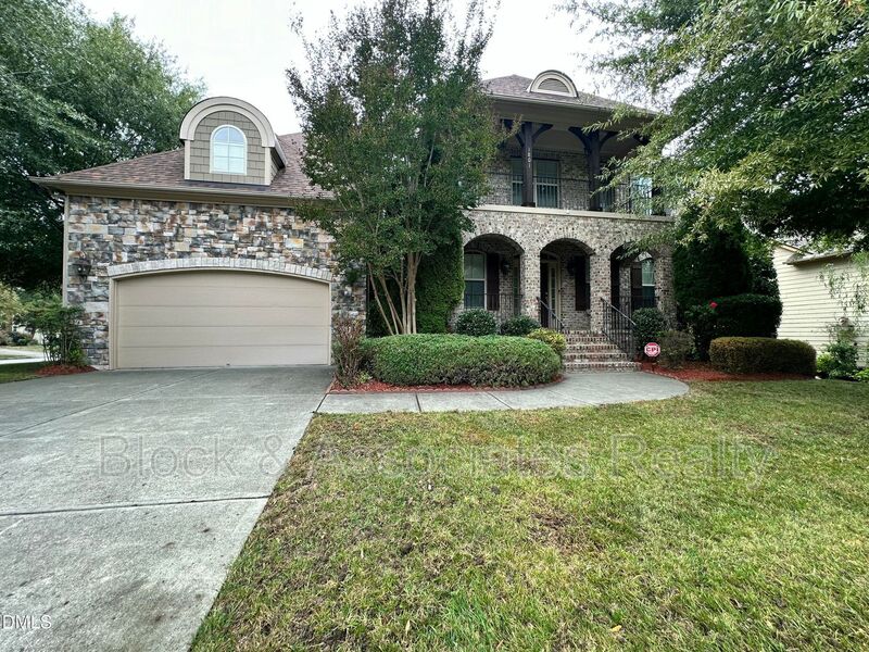 Cary House: 1801 Old London Way