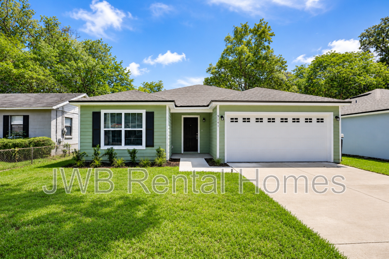Jacksonville House: 9141 12th Ave