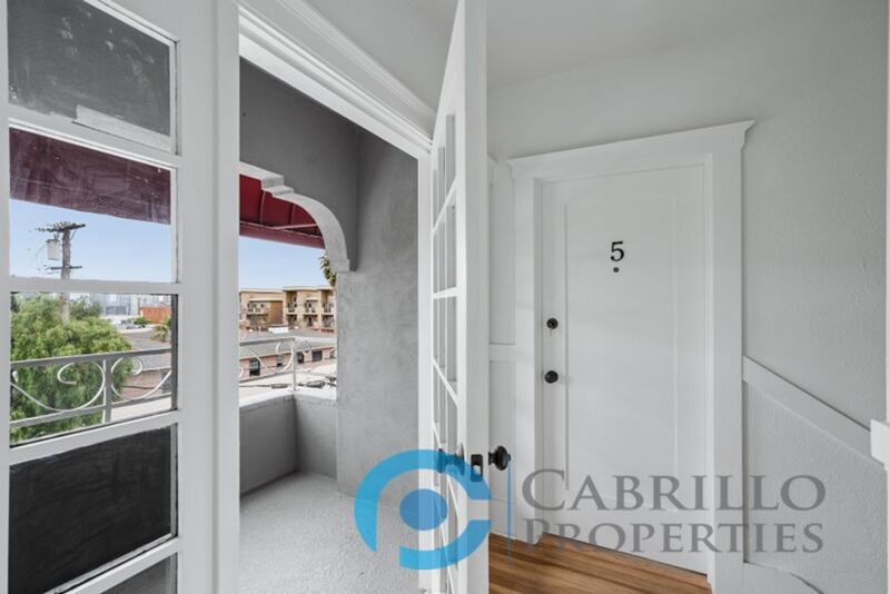 San Diego Condo: 128 Kalmia Street