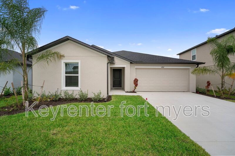 North Fort Myers House: 4087 Lattuca Lane