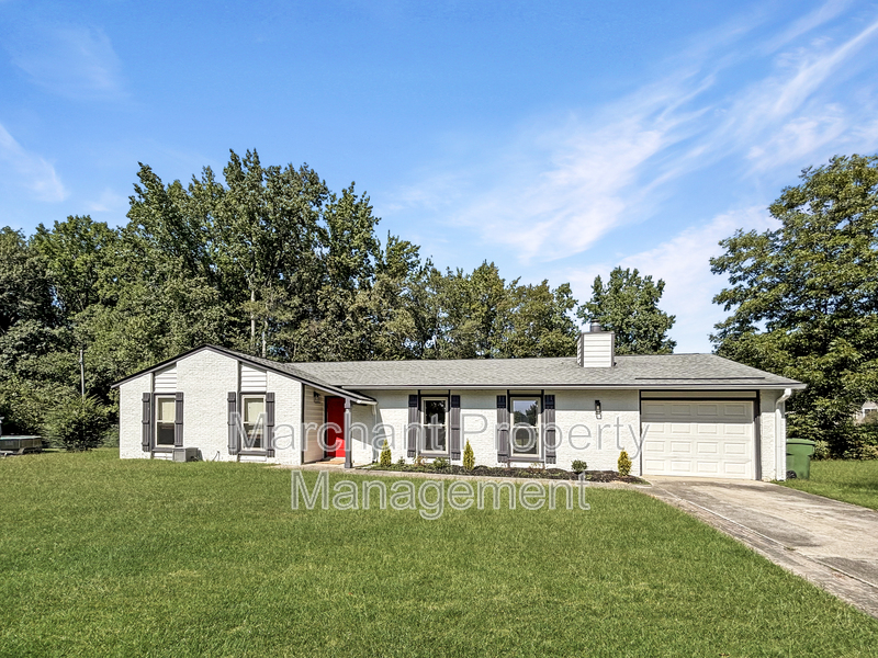 Greenville House: 5 Oak Hollow Court