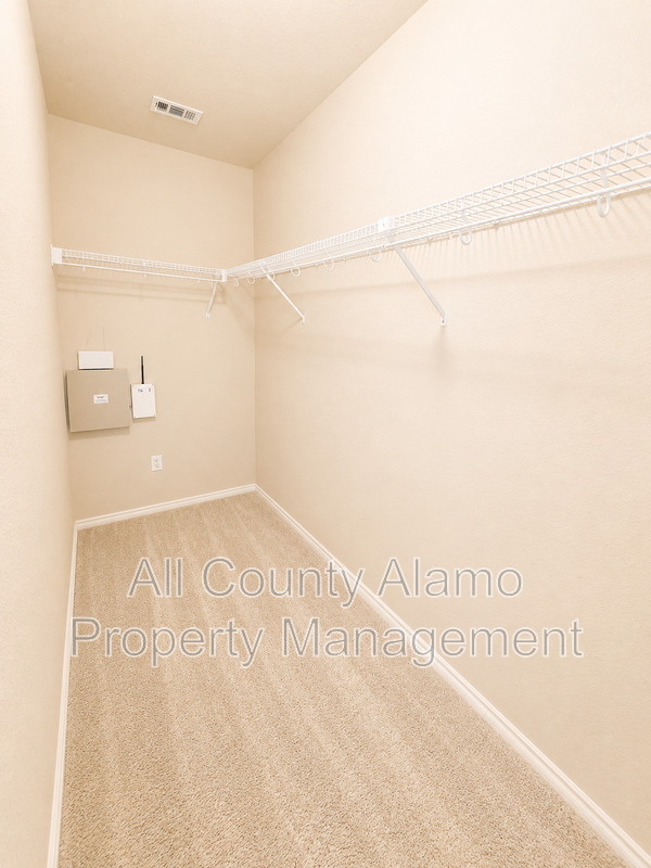 Main Rental Photo 26