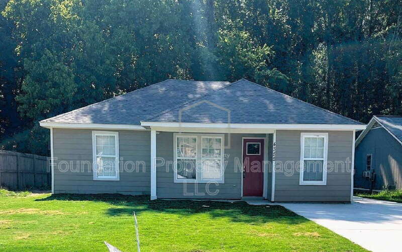 Memphis House: 4355 Kerwin Drive