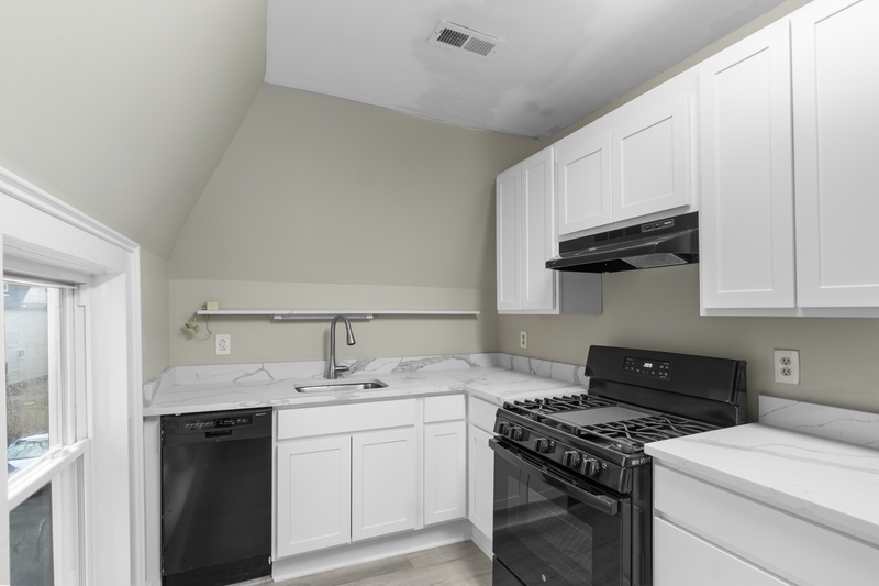 Syracuse Condo: 1111 East Genesee Street - 3